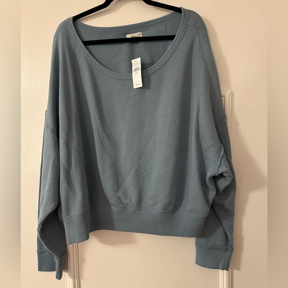 American Eagle Blue Cropped Sweatshirt
